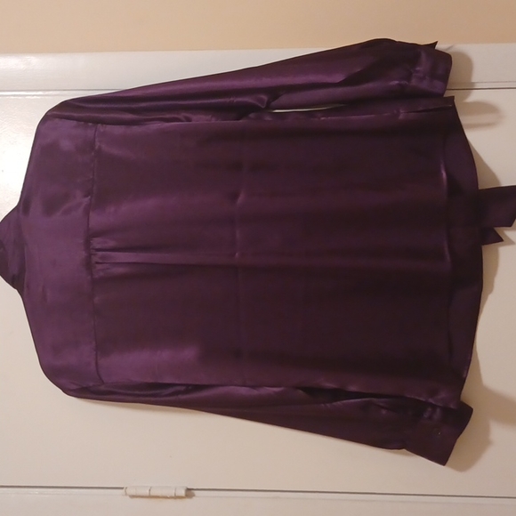 Chicos Deep Plum Button and Tie Front Blouse slits on size Large chico2=Large - Picture 7 of 8